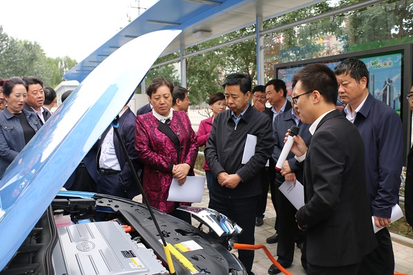 市委副書記、市長王奮彥帶隊(duì)觀摩督查公司項(xiàng)目建設(shè)工作(圖2)