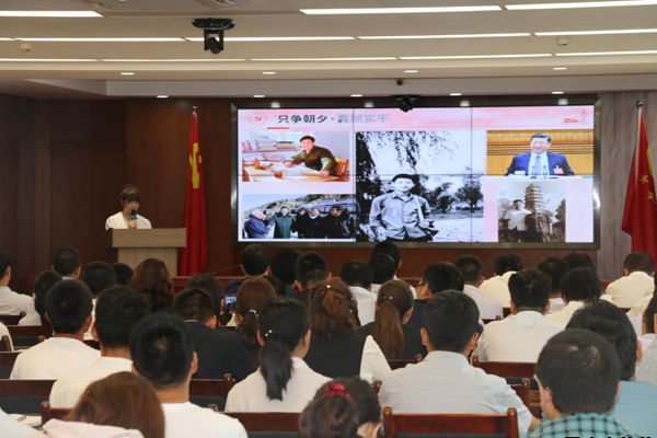 泓源公司黨委舉辦“培育泓源精神，勇?lián)鷩笫姑敝黝}演講比賽(圖4)